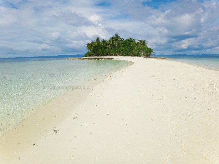 quiet sand bar, Kalanggaman Island sandbar, unspoiled white beach, Palompon, Leyte, Philippines