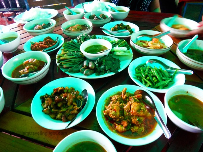 food, unlimited rice, regular set, myanmar cuisine, feel restaurant yangon