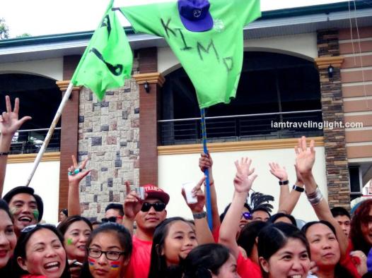 Kimpo family parade, revelry making, party, crowds, Kalibo Ati-atihan Festival 2014