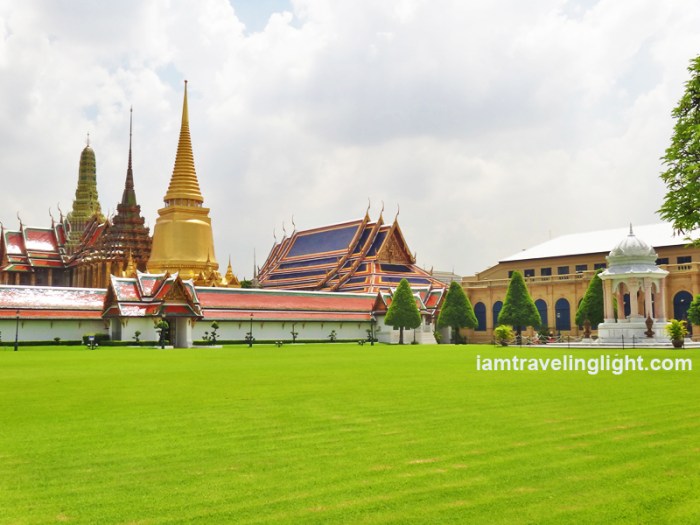 Free view of Grand Palace, if no ticket, Bangkok, Thailand