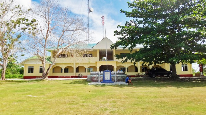 municipal hall, expanse of green grass, Sibutu Island, Mindanao, Tawi-Tawi