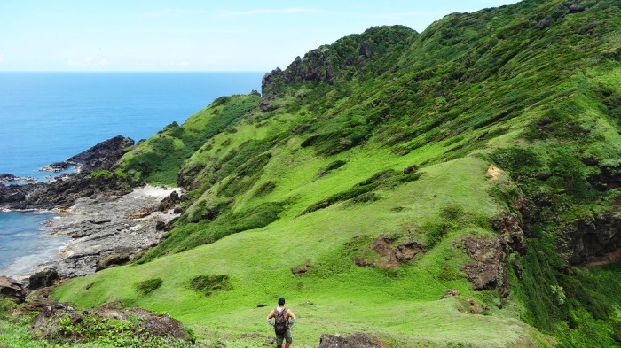 Batanes - Itbayat. Mavulis, or Y'ami, the northernmost island in the Philippines by Harly.jpg