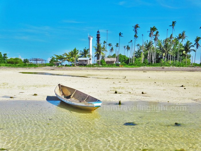 Tawi-Tawi, Saluag, wooden boat, southernmost island in the Philippines, unspoiled white beach, Sibutu, Mindanao, Philippines.jpg