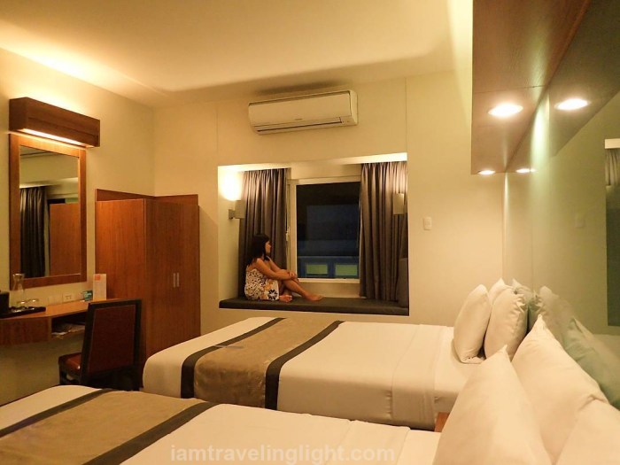 back-friendly beds, chiropractor-approved beds, two double beds, hotel room, Microtel Technohub, Quezon City, staycation, Metro Manila.jpg