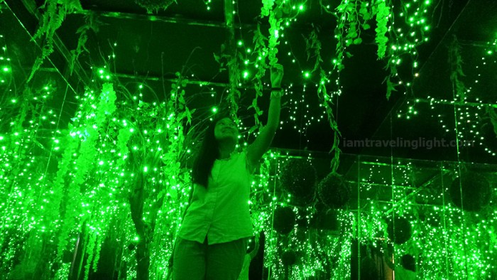 Green room, forest, flowers, inspired by Yayoi Kusama, Vast Imaginarium Mirror Rooms, illusion, Capitol Commons, Pasig, Ortigas