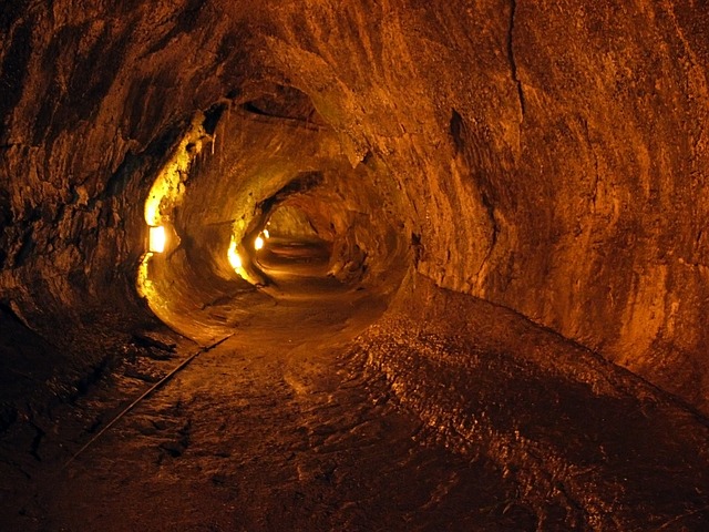 Thurston Lava Tube, Hawaii