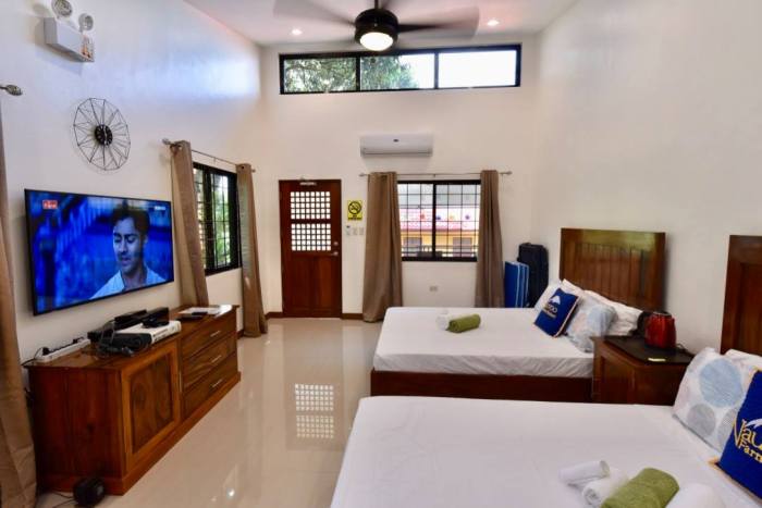 Dama de Noche room by Nauvoo Farm Resort