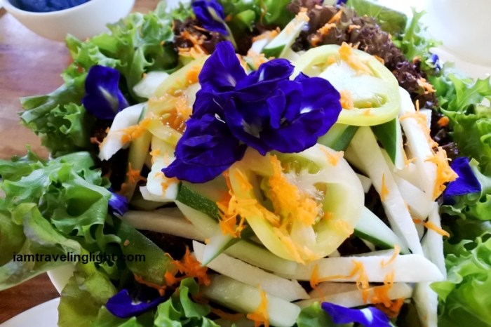 fresh salad, butterfly pea flower, ternate, Mariano's Blooming Petals, Mirasol Cafe, Tupi, South Cotabato